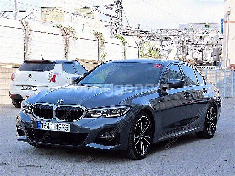 BMW 3시리즈 중고 BMW 중고 BMW 3시리즈 중고차 할부가능 2022년식 34,081km 320i M 스포츠 ...--3